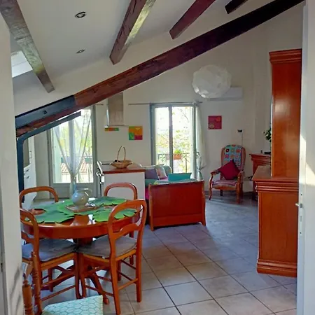 Apartment Bel De 50 M2, Calme, Au Centre, 15 Mn De La Beziers